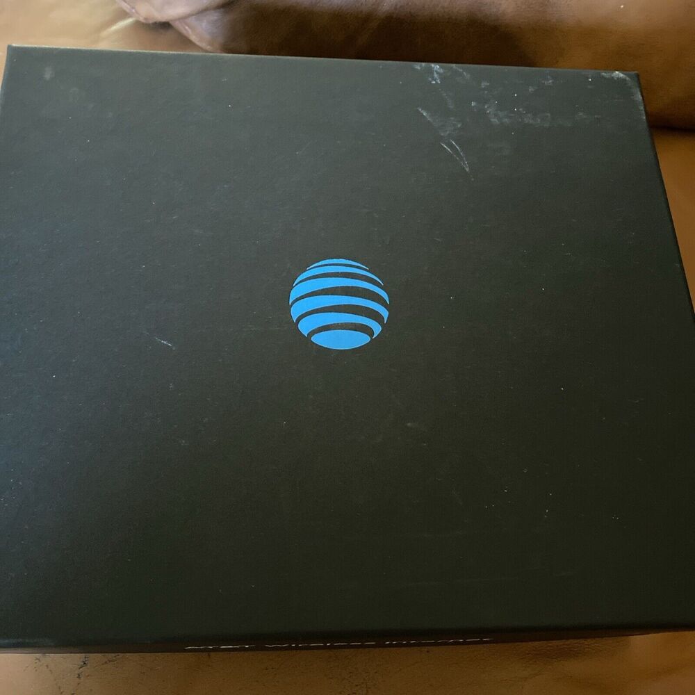 AT&T Wireless Internet Router Model IFWA-40 - Picture 4 of 4